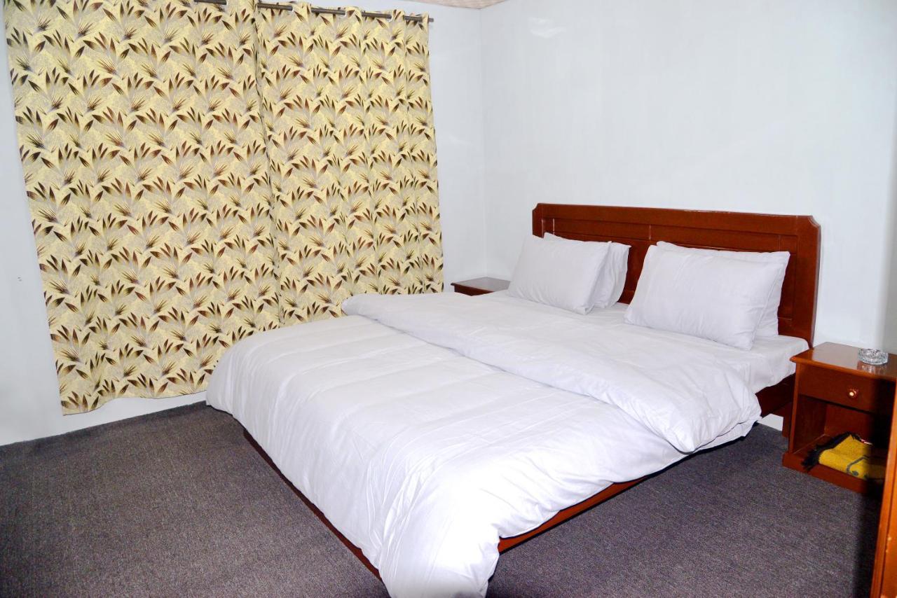 Regency Lodge สการ์ดู ภายนอก รูปภาพ